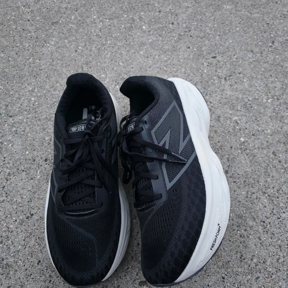 New Balance Fresg Foam 1080 Sneaker Men Size 9. 2E - Picture 9 of 16